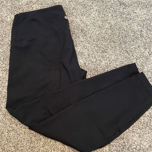 Black yogalicious leggings